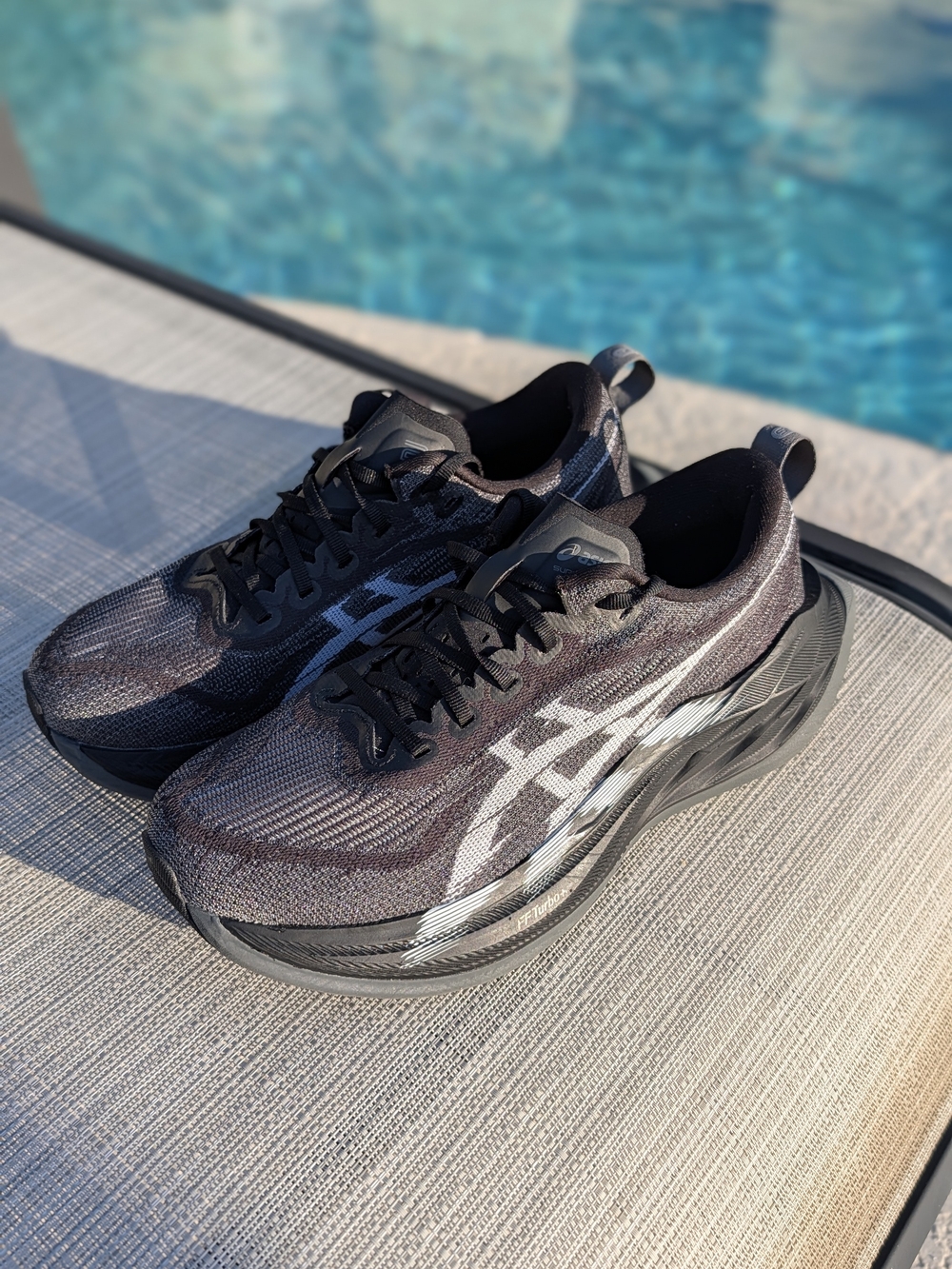 ASICS Superblast 2 Mens 6.5 Womens 8.0 Black White Shoes Mint Condition